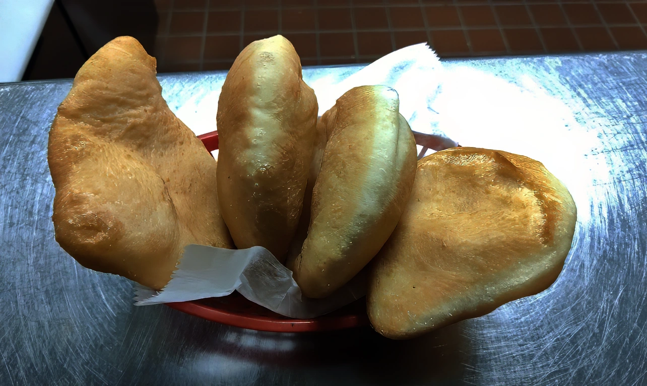 Sopapillas (4) Four Sopapillas